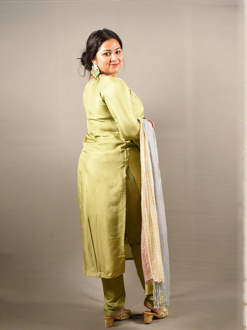 Pure Dola silk with handwork and Multi-Color Dupatta