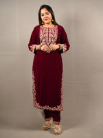 Load image into Gallery viewer, Soft Premium Velvet Floral Embroidered Suit