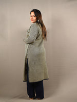 Load image into Gallery viewer, Soft Woolen 2 Piece + Attached Shrug