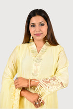 Load image into Gallery viewer, Maheshwari Silk Suit With Organza Dupatta & Bottom Silk