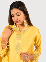 Load image into Gallery viewer, Maheshwari Silk Suit With Organza Dupatta & Bottom Silk