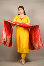 Load image into Gallery viewer, Yellow Dola silk with cotton lining and yoke lining with Banarasi
