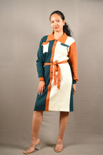 Load image into Gallery viewer, Multi Color Soft Shirt Style Dress With Belt
