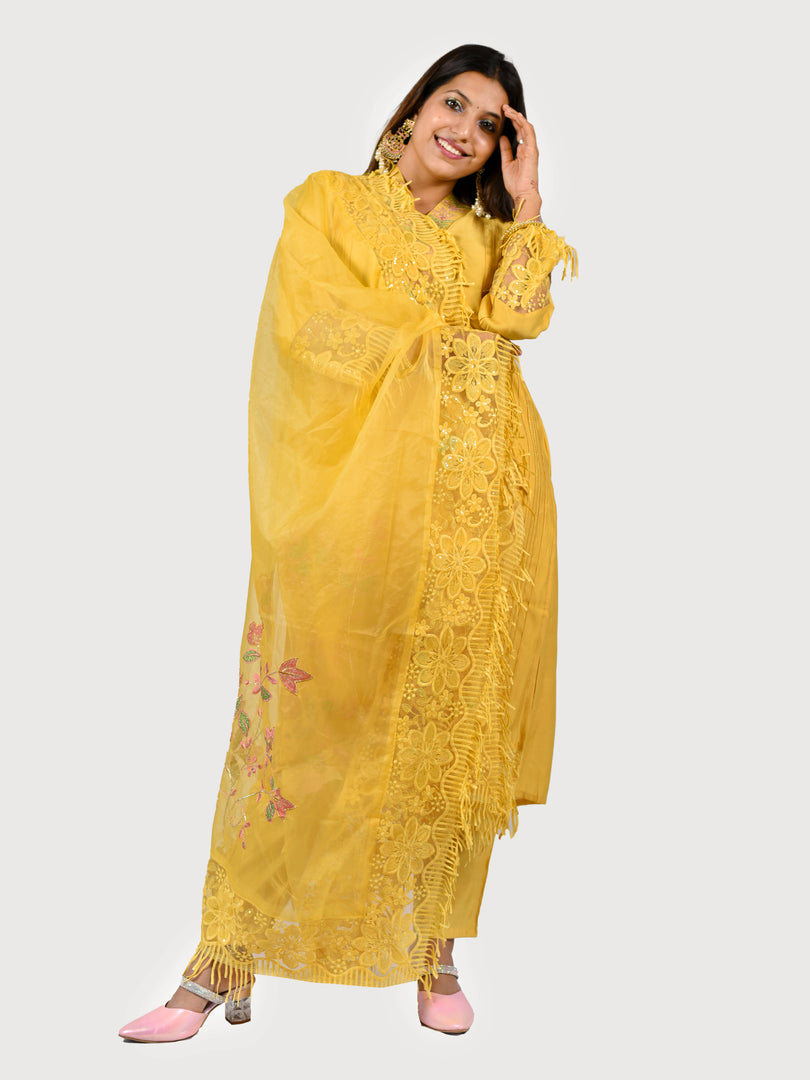 Maheshwari Silk Suit With Organza Dupatta & Bottom Silk