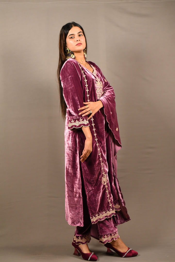 Pink Soft Premium Velvet Zari Work Suit