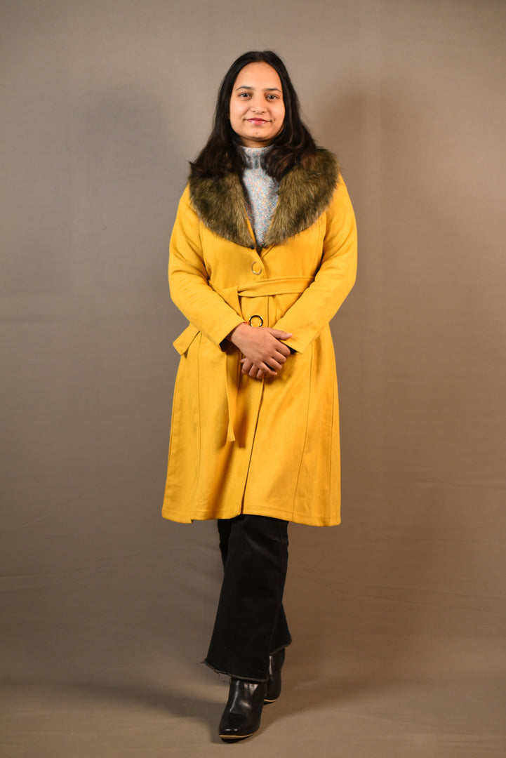 Long soft Woolen Coat with Fur Attachment