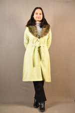 Load image into Gallery viewer, Long soft Woolen Coat with Fur Attachment
