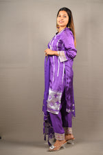 Load image into Gallery viewer, 3 Piece cotton silk suit with organza Dupatta
