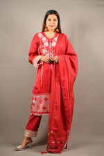 Load image into Gallery viewer, 3 Piece cotton silk suit with organza Dupatta
