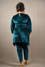 Load image into Gallery viewer, Dark Green Velvet Machine Weave Co-ord Set
